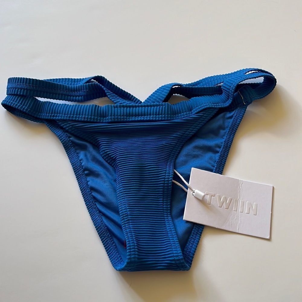 TWIIN bikini bottoms 